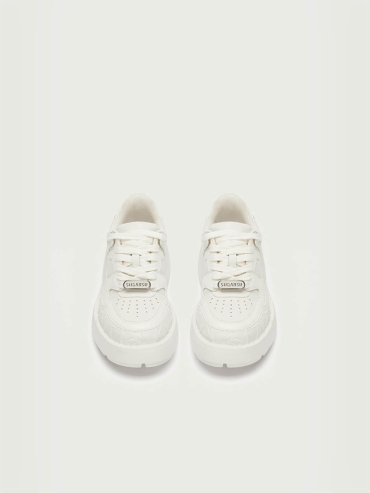 White Dreamcore Knight Rose Embossed Skate Shoes