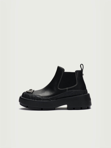 Black Dreamcore Knight Rose Embossed Chelsea Boots