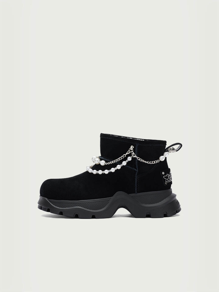 Black Dreamcore Angel Pearl Chain Snow Boots