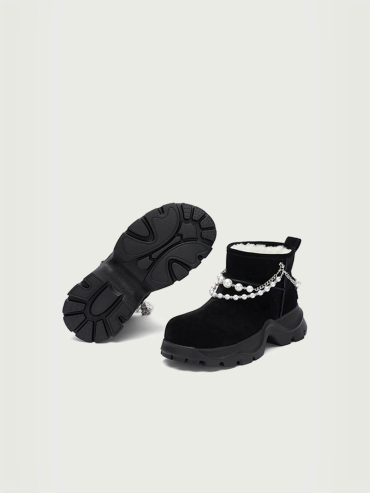 Black Dreamcore Angel Pearl Chain Snow Boots