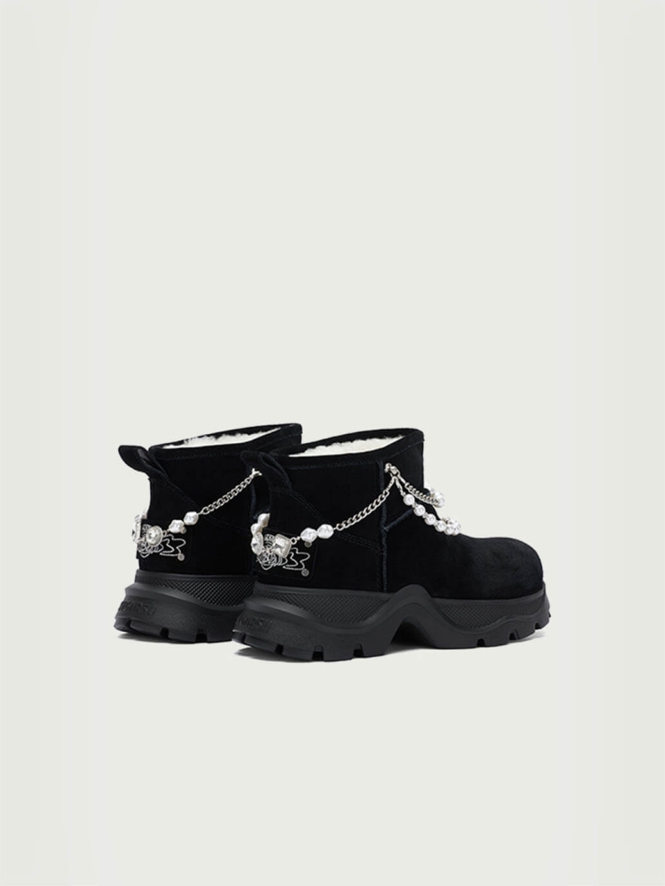 Black Dreamcore Angel Pearl Chain Snow Boots