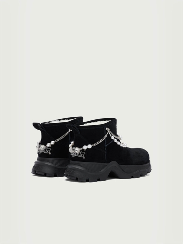 Black Dreamcore Angel Pearl Chain Snow Boots