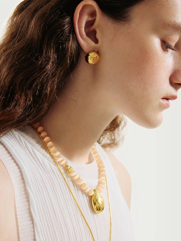 Champagne bead necklace