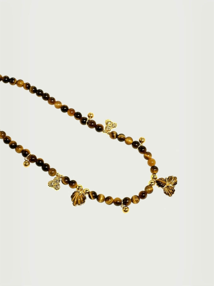 Amber berry and beads necklace