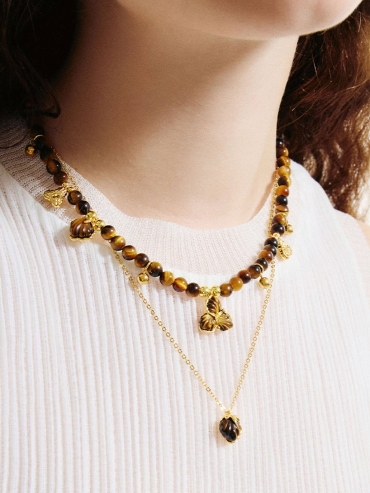 Amber berry and beads necklace