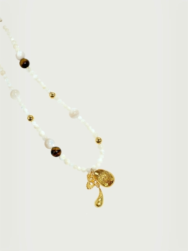 Amber and white flower shrub necklace