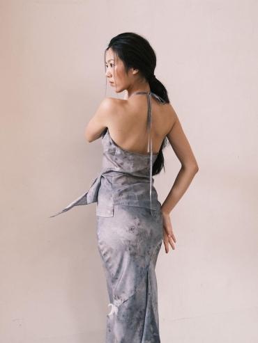 Blue Cracked Porcelain Twilight Mountain Printed Mulberry Silk Cropped Butterfly Fishtail Blue Half Skirt