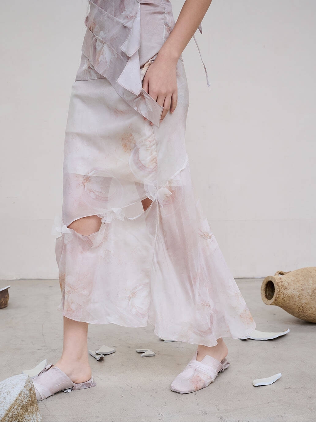 Pink Broken Porcelain Flower Print Mulberry Silk Cropped Butterfly Fishtail Pink Half Skirt