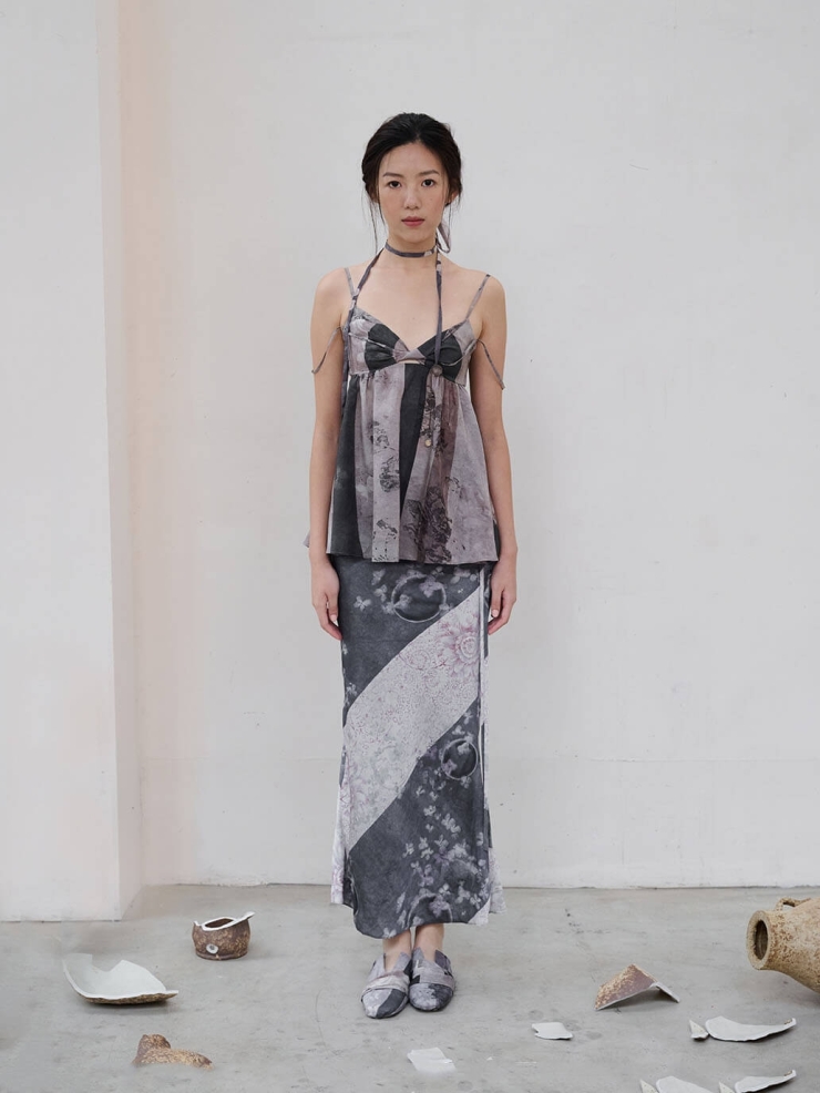 Black Porcelain Sakura Printed Imported Sea Island Silk Fluttering Fishtail Half Skirt