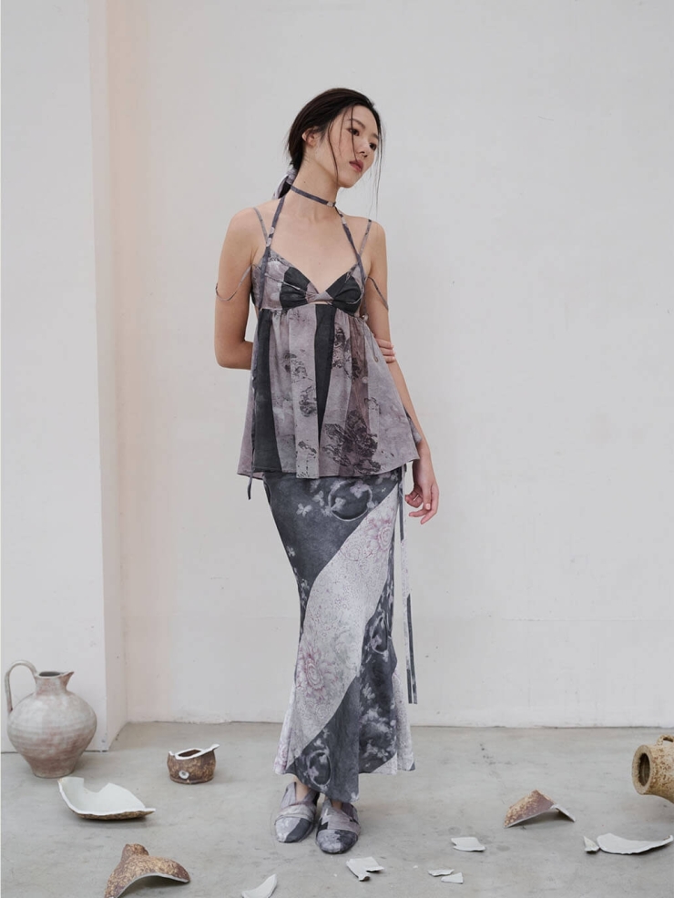 Black Porcelain Sakura Printed Imported Sea Island Silk Fluttering Fishtail Half Skirt