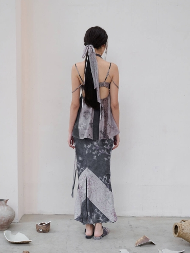 Black Porcelain Sakura Printed Imported Sea Island Silk Fluttering Fishtail Half Skirt