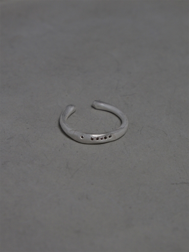 Round Not Round - Petit White Citrine Silver Ring