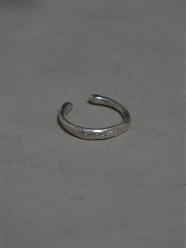 Round not round - Petit Citrine Silver Ring