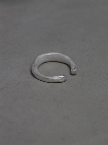 Round not round - Medium White Citrine Silver Ring