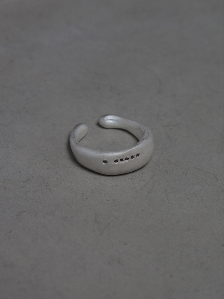 Round Not Round - Wide White Citrine Silver Ring