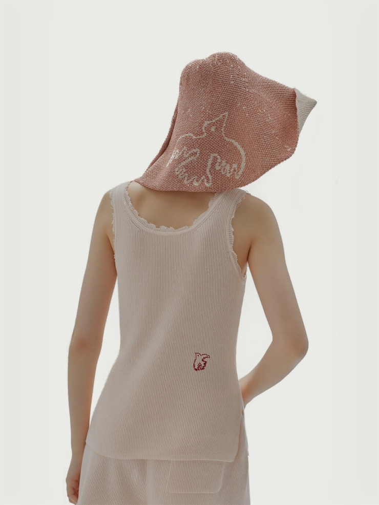 Peach pink niodelle.c hat