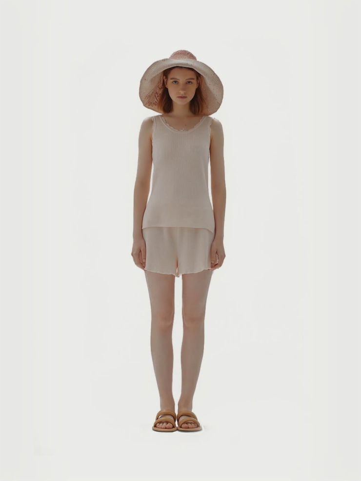 Peach pink niodelle.c hat