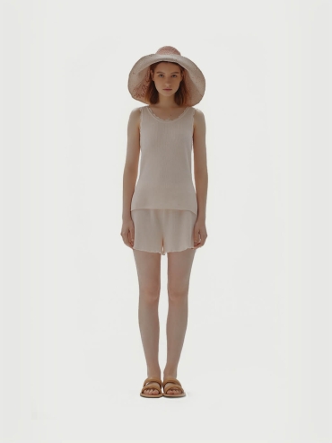 Peach pink niodelle.c hat