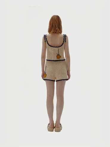 Beige ou-ou. handmade vest