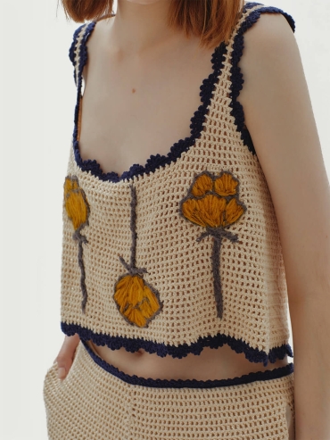 Beige ou-ou. handmade vest