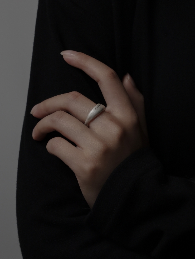 Round Not Round - Wide White Citrine Silver Ring