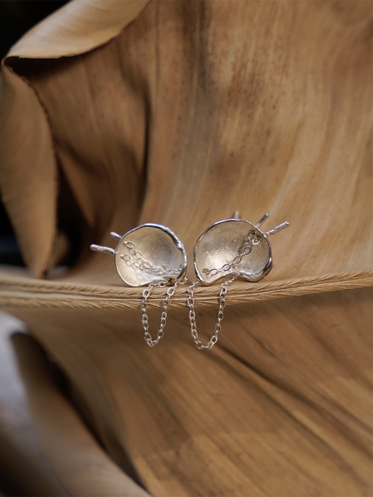 White Eggshell Silver Earrings