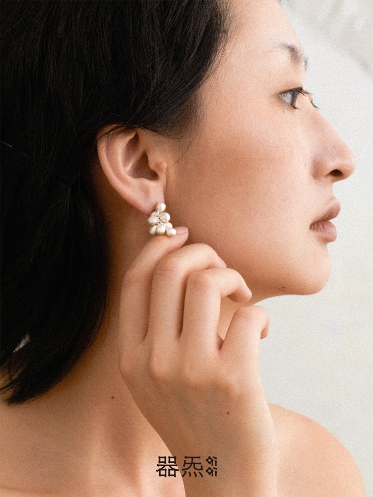 Silver Cluster of Seeds Earrings