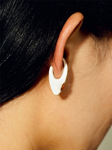 Silver and red spike amber earcuff-  small