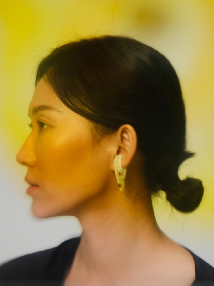 Silver and red spike amber earcuff - large