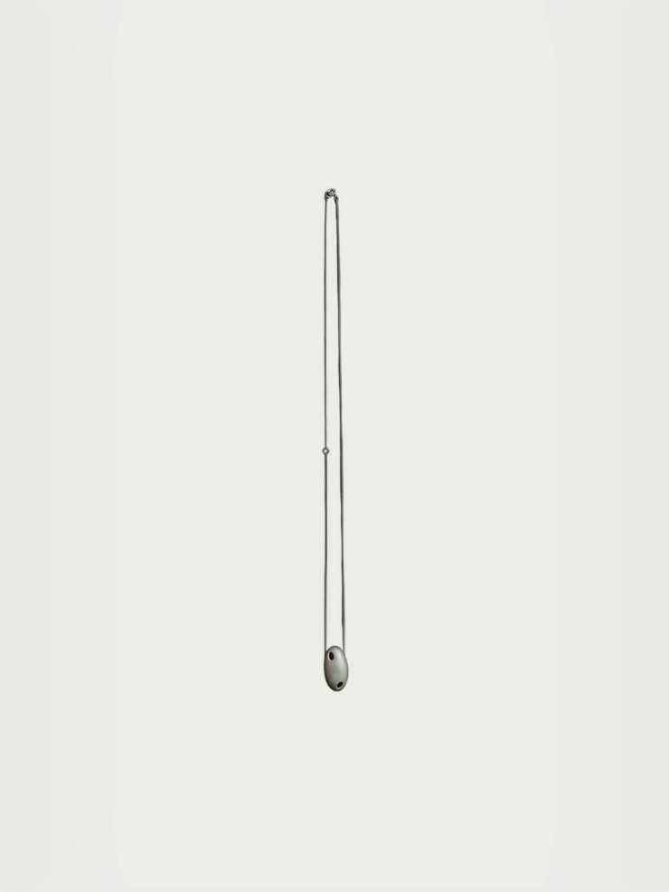 Silver and red pendant necklace - short