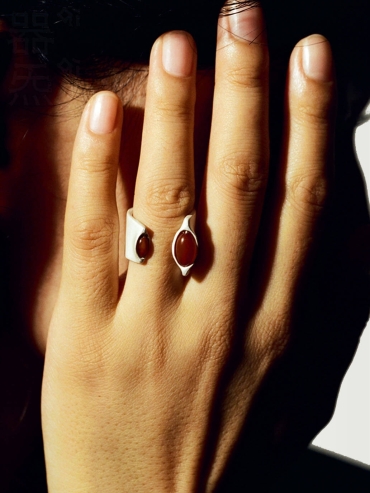 Silver and red kya amber ring