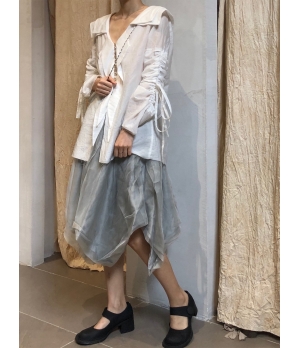 ELYWOOD White Lace Bishop Sleeve Long Coat