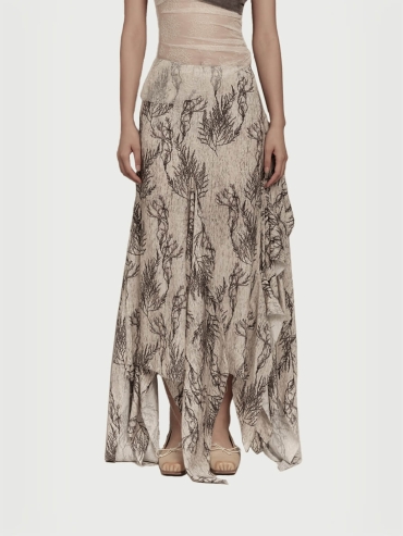 White asymmetric slit hemline skirt