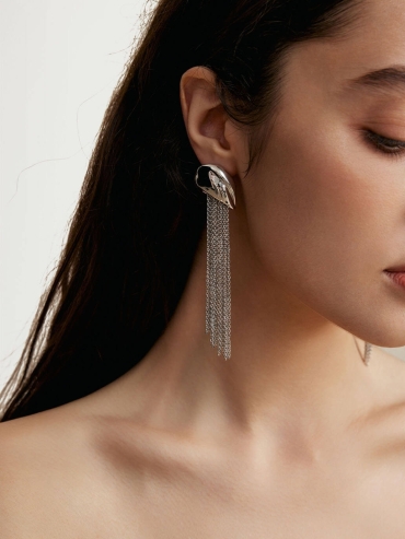 Silver Falling Rain Metal Tassel Earrings