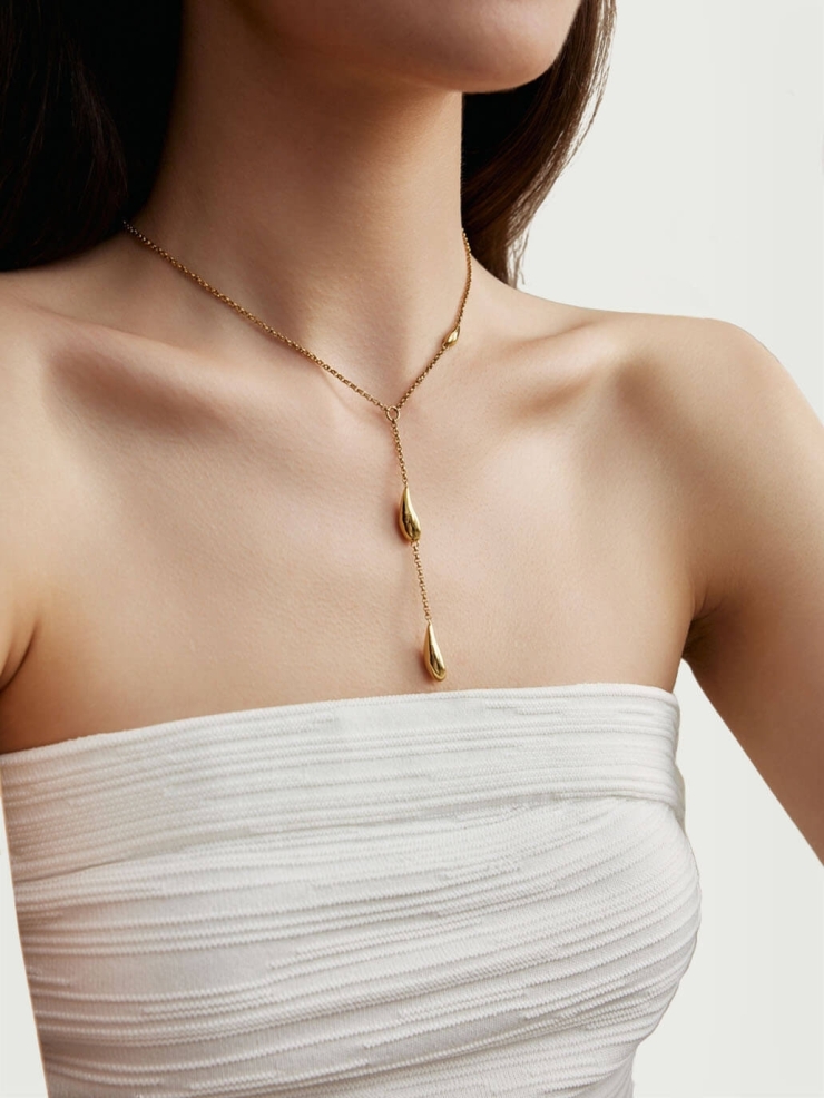 Gold Classic Raindrop Necklace