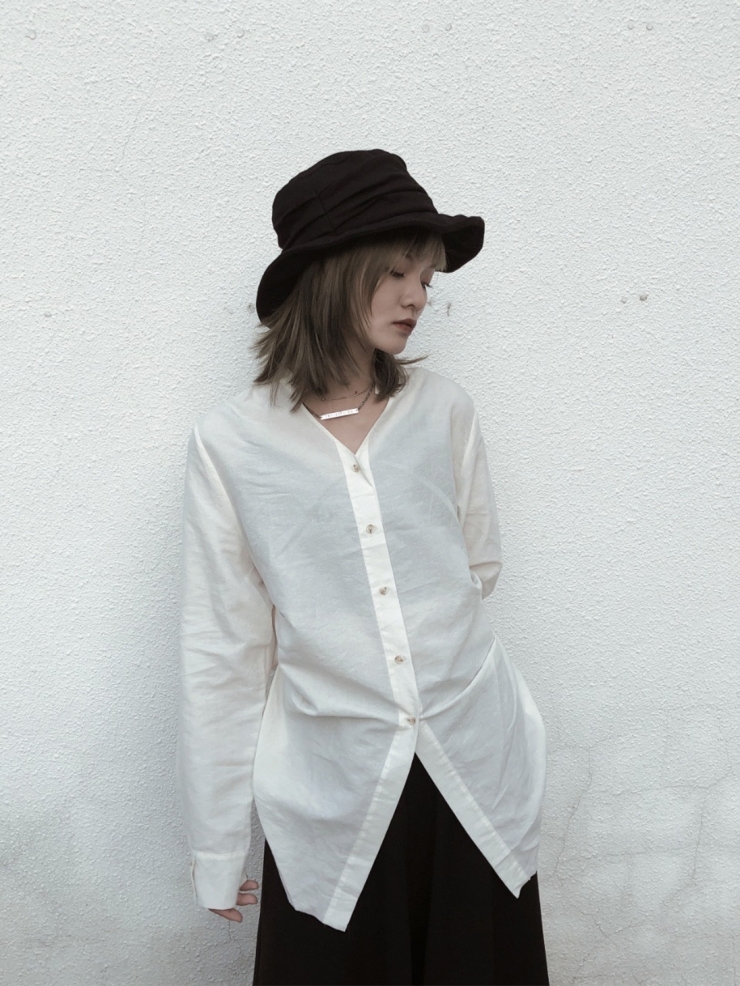 ELYWOOD White Mandarin Collar Shirt