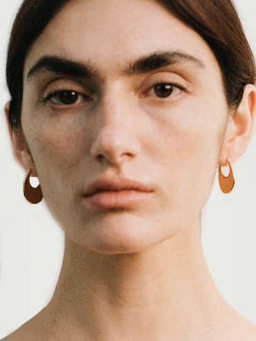 Gold Oval Round Hole Hoops