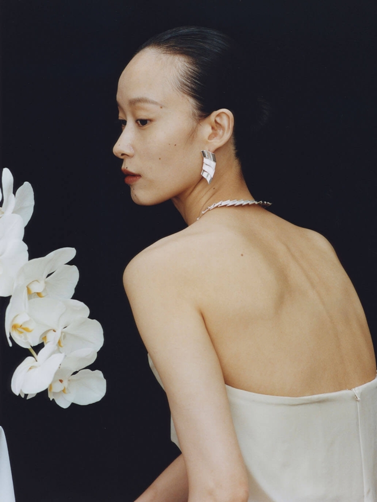 Sliver Wavelet Earrings