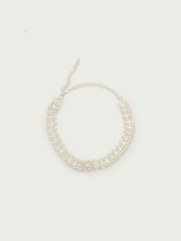 Filigree choker with fresh water pearl