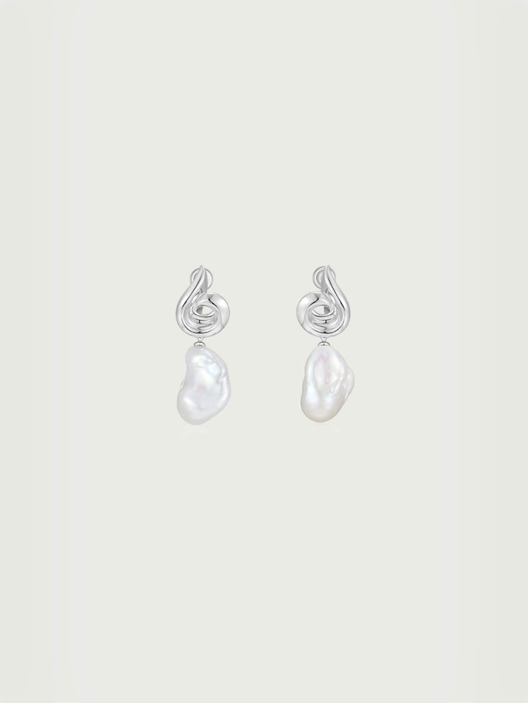 Silver Baroque Pearl Wind Cavern Earrings