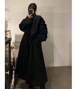 ELYWOOD Black High Slits Coat