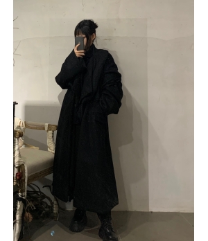 ELYWOOD Black High Slits Coat