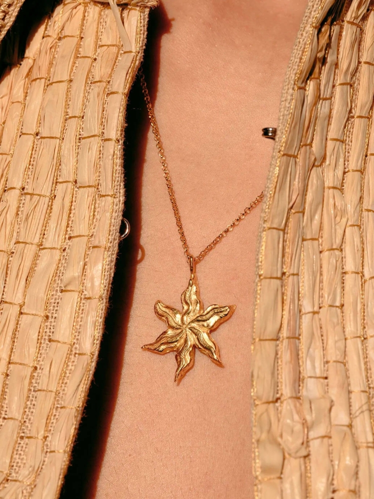 Gold Feu de la Saint-Jean Necklace