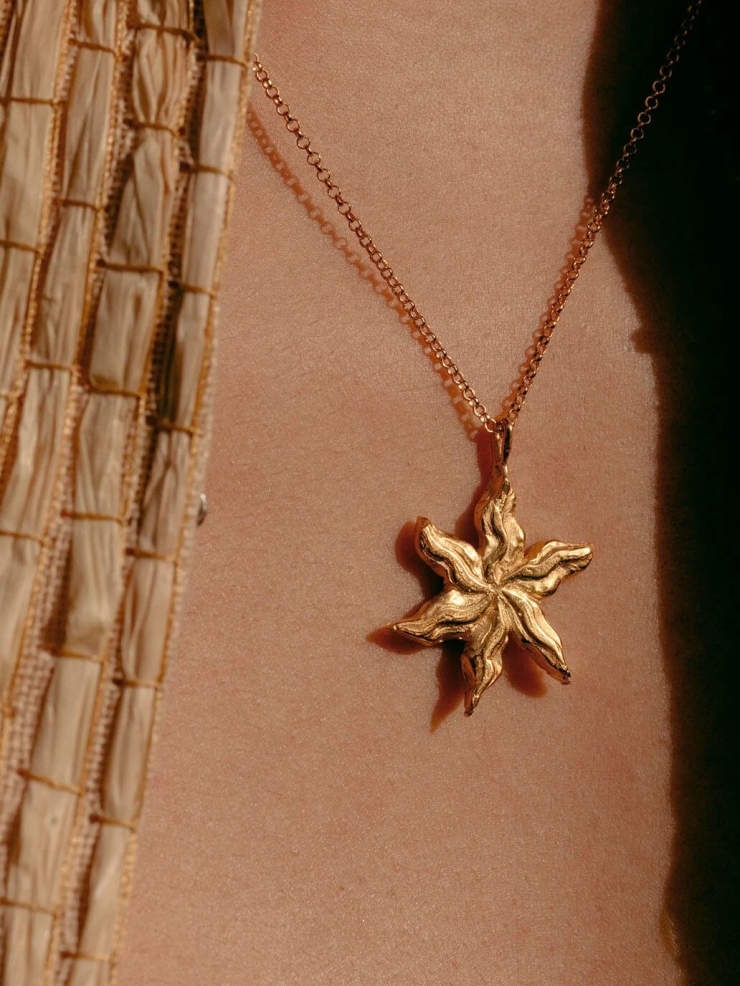 Gold Feu de la Saint-Jean Necklace