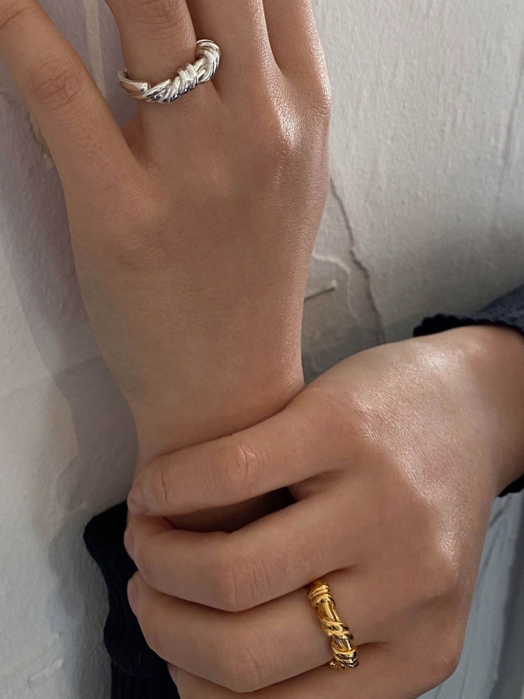 Gordian silver knot ring