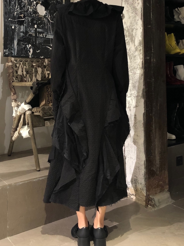 ELYWOOD Black Floral Collar Long Sleeve Dress
