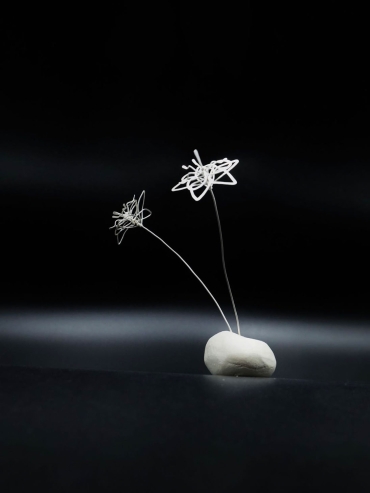 GUAN spiral flower shaped earrings