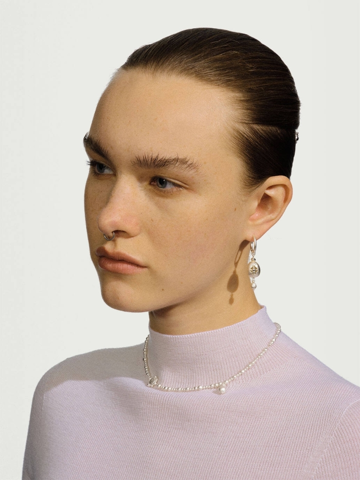 Silver constant earrings