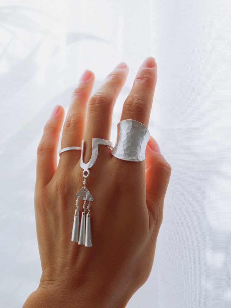 HENG-gender neutral hammer pattern fine silver ring