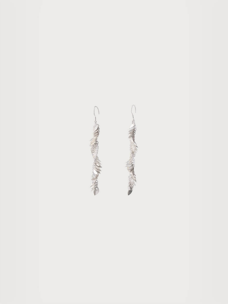 White scale pattern earrings